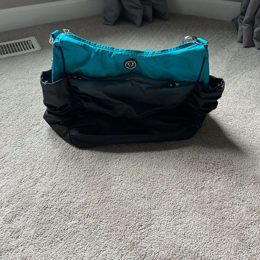 Lululemon Athletica Teal and Black Gym Bag